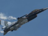RIAT2006_052 - anything the big boys can do, the Dutch F16 can do - this time a slow, high Alpha pass