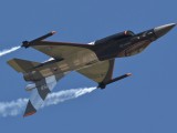 RIAT2006_074 - an inverted view of the Dutch F16