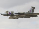 RIAT2009_216 - very honoured to see the Vulcan fly